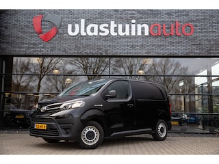 Toyota Proace Electric Standard Range Navigator