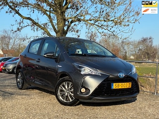 Toyota Yaris 1.5 Hybrid Design | Navi + Clima + Cruise nu €10.975,-!!