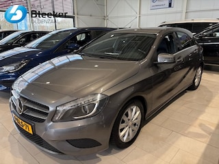 Mercedes-Benz A-klasse 180 122pk Bi-xenon Airco LM NL-auto! Half-leer