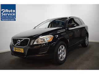 Volvo XC60 2.0 T5 241pk AUT6 Momentum Trekhaak 1800kg/ Xenon/ Stoelverw. V+A/ Cruise