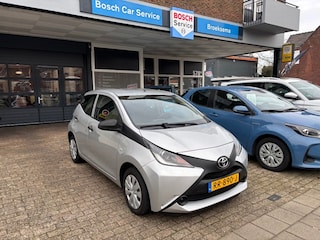 Toyota Aygo 1.0 VVT-I X-FUN