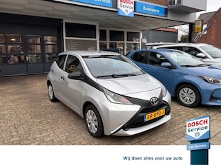 Toyota Aygo 1.0 VVT-I X-FUN