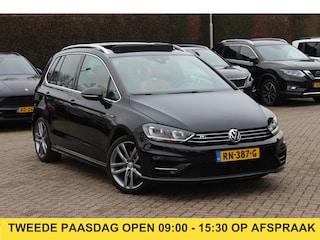 Volkswagen Golf Sportsvan 1.4 TSI Highline R-line / Trekhaak / Panoramadak / Camera / Navigatie / 18'' / DAB / Stoelverwarming / Cruise Control / Getint glas