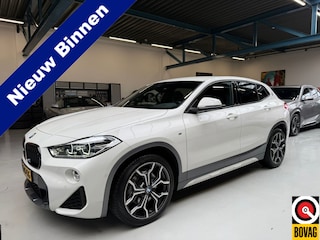 BMW X2 sDrive20i High Executive M Sport X Head Up H&K Stuurverwarming Stoelverwarming LED