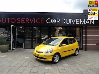 Honda Jazz 1.2 Cool IN NIEUW staat 70.000 km volledig onderhouden incl 12 maanden bovag garantie en aflevering inbegrepen