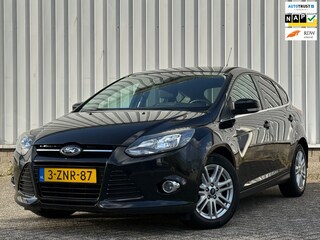 Ford Focus 1.6 EcoBoost Titanium 1e Eigenaar,StoelVerwarming,Climate,Navi,Camera,Cruise,PDC,Apk tot 07-03-2026!