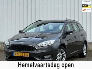 Ford Focus Wagon 1.0 2e Eigenaar,(GroteScherm),Climate,Navi,Cruise,PDC,DealerOnderhouden,PDC!