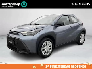 Toyota Aygo Hybrid 115 play **HYBRIDE/ AUTOMAAT/ NIEUWE AUTOMAAT**