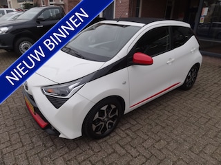 Toyota Aygo 1.0 VVT-i x-first cabriodak / NL-auto / dealeronderhouden
