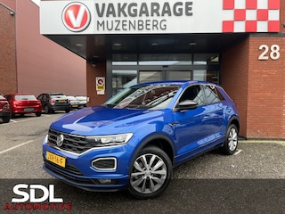 Volkswagen T-Roc 1.5 TSI Sport Business R-Line // NAVI // CAMERA // APPLE CARPLAY- ANDROID AUTO // ELEK. ACHTERKLEP // ADAPTIVE CRUISE //