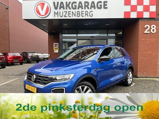 Volkswagen T-Roc 1.5 TSI Sport Business R-Line // NAVI // CAMERA // APPLE CARPLAY- ANDROID AUTO // ELEK. ACHTERKLEP // ADAPTIVE CRUISE //