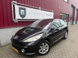 Peugeot 207 1.4-16V XS // Airco