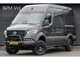 Mercedes-Benz Sprinter 4x4 319Cdi 190Pk 9G-tronic | L2H2 | 2x Schuifdeur | 4WD | AWD | Bullbar | Treeplanken | 18'' All Terrain | Tenoriet Grijs