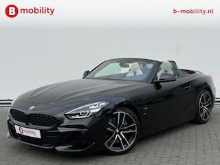 BMW Z4 Roadster M40i High Executive M-Sport Harman/Kardon Head Up Elek.Stoelen | Achteruitrijcamera | Apple CarPlay | DAB | Leer