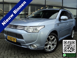 Mitsubishi Outlander 2.0 PHEV instyle+ | 4WD | AUTOMAAT | 203 PK | DEALER ONDERHOUDEN | TREKHAAK | LEDER | 1.500 KG TREKGEWICHT | VIERSEIZOENEN BANDEN | OPEN DAK |