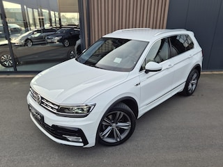 Volkswagen Tiguan 2.0 TDI Comfortline Business R-Line 150pk | Virtual | 360 camera | Dynaudio | HUD | Trekhaak | Stoelverwarming