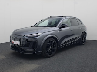Audi Q6 e-tron S edition 286 PK Panorama dak · Tech Pro · Privacy Glass · Trekhaak · Leder bekleding