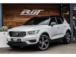 Volvo XC40 1.5 T3 R-Design **Lane assist/Resign lederen stoelen/Zwarte hemel/DAB**