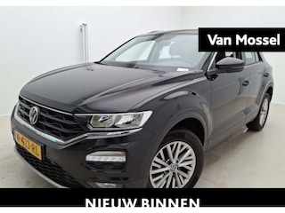 Volkswagen T-Roc 1.0 TSI Style Business | 110 PK | | Apple Carplay / Android Auto | Navigatie | Parkeersensoren Voor & Achter | Buitenspiegels Elektrisch Inklapbaar |  | Cruise Control Adaptief