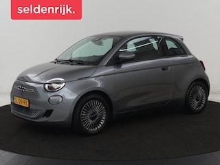 Fiat 500 Icon 42 kWh | 3 Fase | Carplay | Navigatie | Cruise control | Climate control | Bluetooth | 16'' lichtmetalen velgen