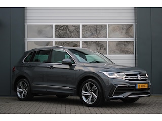 Volkswagen Tiguan 1.5 TSI R-Line Business+ DSG ACC/Virtual/Camera/Panodak/Keyless/LED/LaneAssist/Carplay/PDC/19"LM/Trekhaak/Dealer