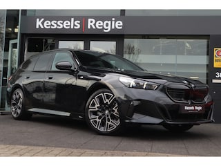 BMW 5-serie Touring 520i M-sport Pano H&K HuD Memory El.Haak Laser Stoelkoeling Keyless Ambient