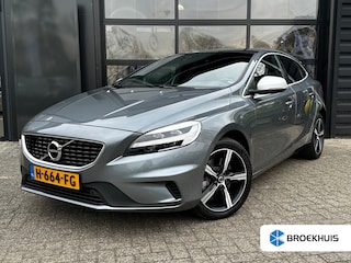 Volvo V40 T3 152 PK Polar+ R-Design | TREKHAAK| PANORAMADAK| VERWARMDE VOORSTOELEN| NAVIGATIE| LED VERLICHTING|