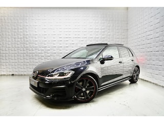 Volkswagen Golf 2.0 TSI GTI Performance PANO VIRTUAL KEYLESS