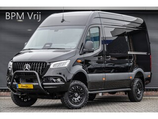 Mercedes-Benz Sprinter 4x4 319Cdi 190Pk 9G-tronic | L2H2 | Dubbele Cabine | 2x Schuifdeur | 4WD | AWD | Bullbar | Treeplanken | 18'' All Terrain | Obsidian Black