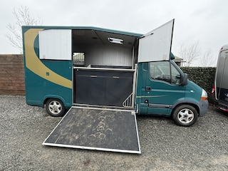 Renault Master PAARDENWAGEN | HORSETRUCK | ROELOFSEN | CLASSIC 3XL | 2007 | MANUEEL | 3-SEAT |