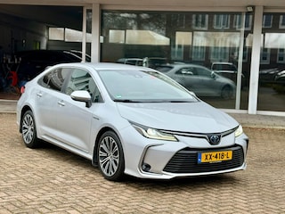 Toyota Corolla 1.8 Hybrid Style|Nieuwstaat|Origineel Nederlands|Nav|Camera|Trekhaak