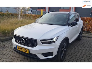 Volvo XC40 1.5 T3 163PK R-Design | Pano | LED | PDC | Aut (8) | SUV | Sensus Connect