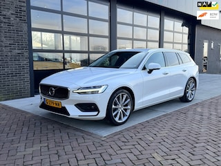 Volvo V60 2.0 T4 Momentum Pro | Navi | DAB+ | Camera | LED |