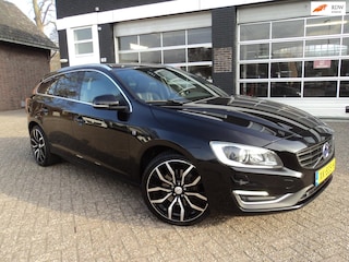 Volvo V60 2.0 T5 Summum Cruise Navi Stoelverwarming