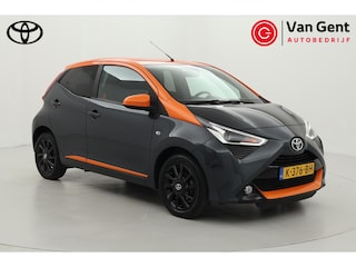 Toyota Aygo 1.0 VVT-i x-JBL | Apple Carplay / Android Auto | Cruise Control | Clima | JBL | Camera | 15 inch