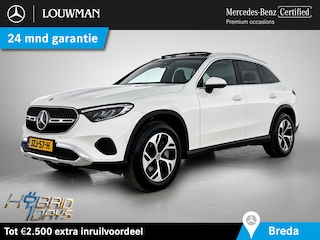 Mercedes-Benz GLC 300 e 4MATIC Plug-In Hybride Trekhaak | Panorama Schuif-Kanteldak | Sfeerverlichting | Memory Voorstoelen | Stuur en Stoelverwarming. Inclusief 24 maanden MB Certified garantie voor Europa.