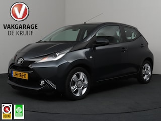 Toyota Aygo 1.0 VVT-i x-play | Camera | Automaat! | Airco!