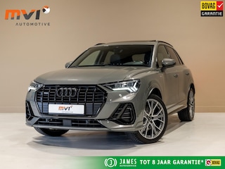 Audi Q3 40 TFSI quattro S Line edition one / 190pk / Trekhaak / Panorama dak / Stoelverwarming /