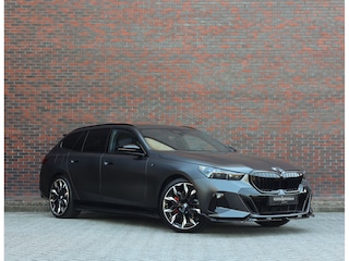 BMW 5-serie Touring 550e xDrive | Frozen - Pano - Trekhaak