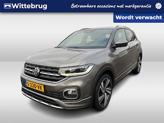 Volkswagen T-Cross 1.0 TSI Style Business R / Parkeersensoren V en A / Navi / Cruise control / Haak