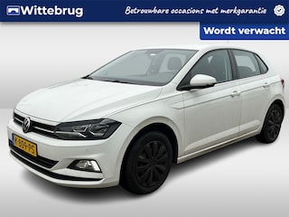 Volkswagen Polo 1.0 TSI Comfortline / Navigatie / App connect / Parkeersensoren V+A / Adaptive cruise controle / Airco /