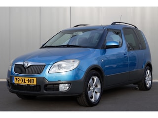 Skoda Roomster 1.6 | PANO | TREKHAAK | STOELVERWARMING