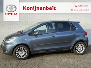 Toyota Yaris 1.3 VVTi Dynamic 5-deurs | NL auto | Trekhaak | Airco