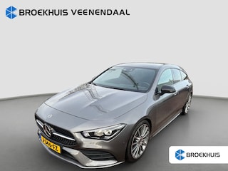 Mercedes-Benz CLA Shooting Brake 200 AMG | Pano | Sfeerverlichting | 19 inch | Widescreen | Navigatie | 19 inch | AMG-styling | Achteruitrijcamera