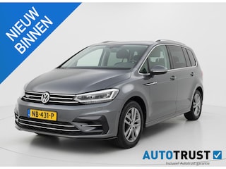 Volkswagen Touran 1.4 TSI Highline ADAPTIVE TREKHAAK LED STOELVERW.