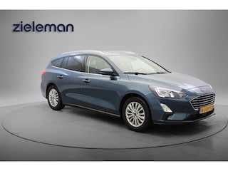 Ford Focus Wagon 1.0 EcoBoost Titanium X Business Automaat - Carplay, Navi,