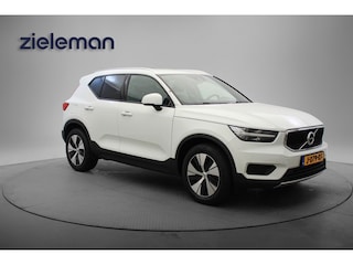 Volvo XC40 1.5 T2 Momentum - Carplay, Navi, Cruise