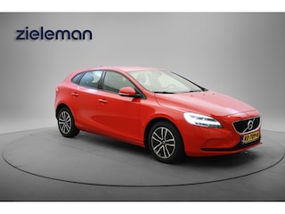 Volvo V40 1.5 T2 Nordic + Automaat - Stoelverw. Navi, Clima, Half Leer, Tr