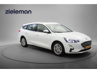 Ford Focus 1.0 EcoBoost Titanium Business Automaat - Carplay, Navi, Clima,