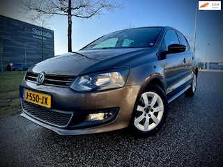 Volkswagen Polo 1.2-12V STYLE UITVOERING, NIEUWSTAAT!! NIEUWE DISTRIBUTIEKETTING, APK!!